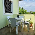 Pomerino Apartmans Appartement