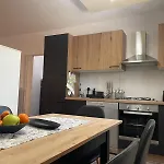 Pomerino Apartmans Appartement Pomer