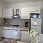 Appartement Pomerino Apartmans