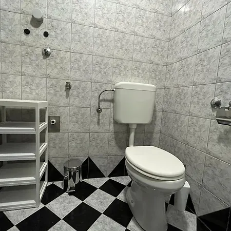 Pomerino Apartmans * Pomer