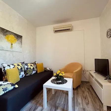 Pomerino Apartmans * Pomer