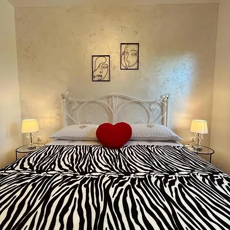 Pomerino Apartmans * Pomer