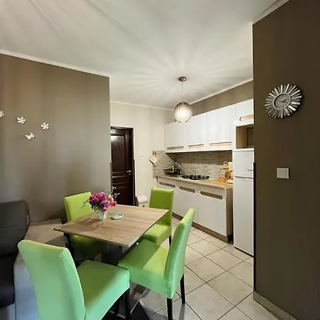 Pomerino Apartmans Apartman *