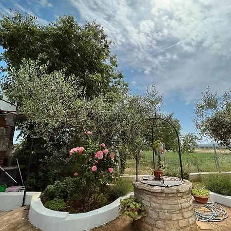 Pomerino Apartmans * بومير