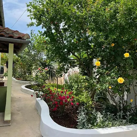 شقة Pomerino Apartmans بومير