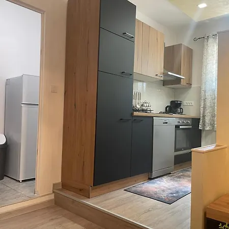 Pomerino Apartmans * Pomer