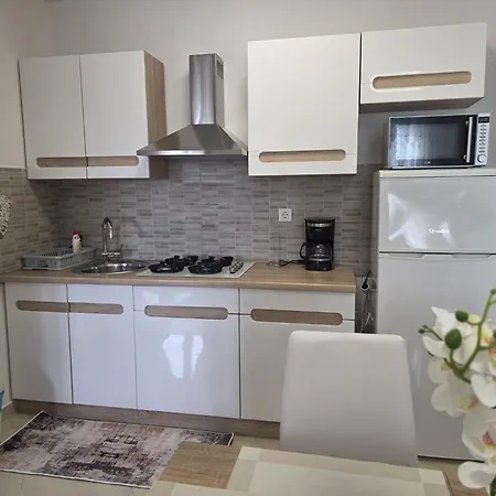 Pomerino Apartmans Apartman *