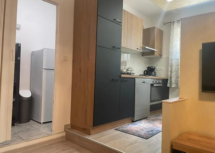 Pomerino Apartmans * Pomer