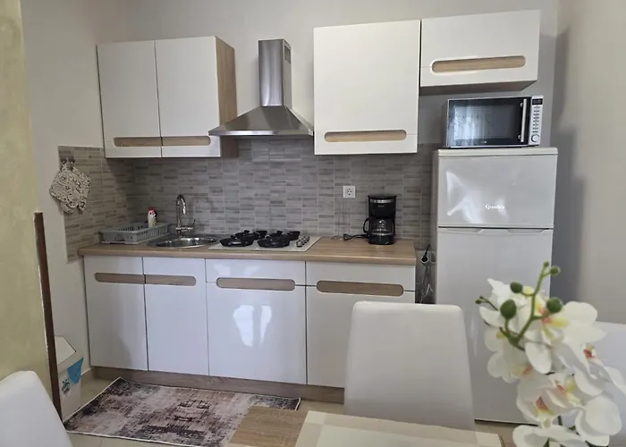 Pomerino Apartmans Apartman *