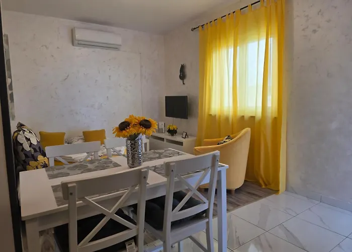 Pomerino Apartmans Apartman *