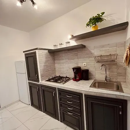 Pomerino Apartmans *