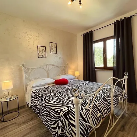 Lejlighed Pomerino Apartmans
