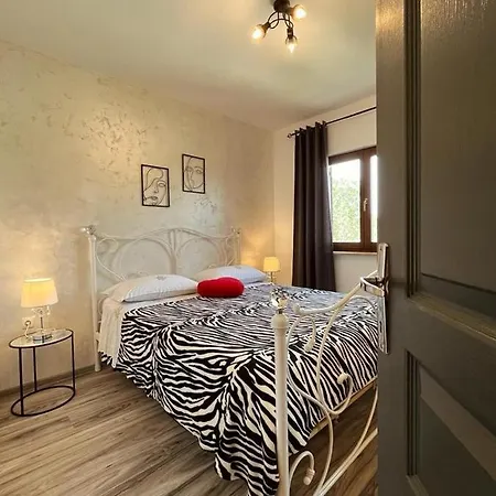 Lejlighed Pomerino Apartmans