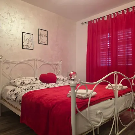 Pomerino Apartmans Pomer