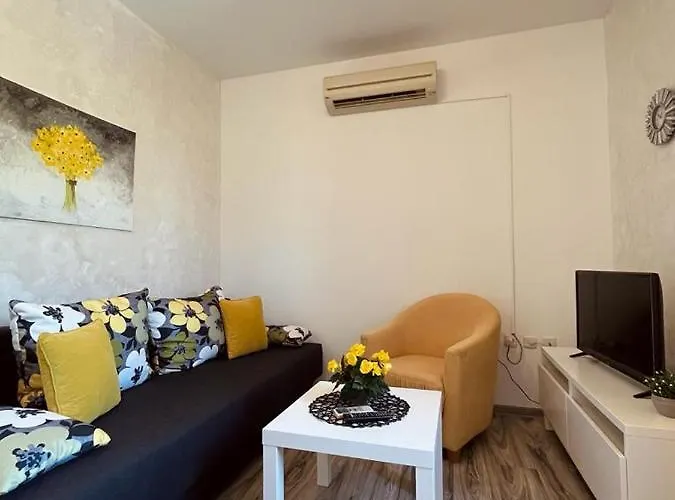 Pomerino Apartmans * Pomer